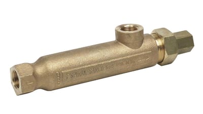 Fixed temperature discharge steam traps